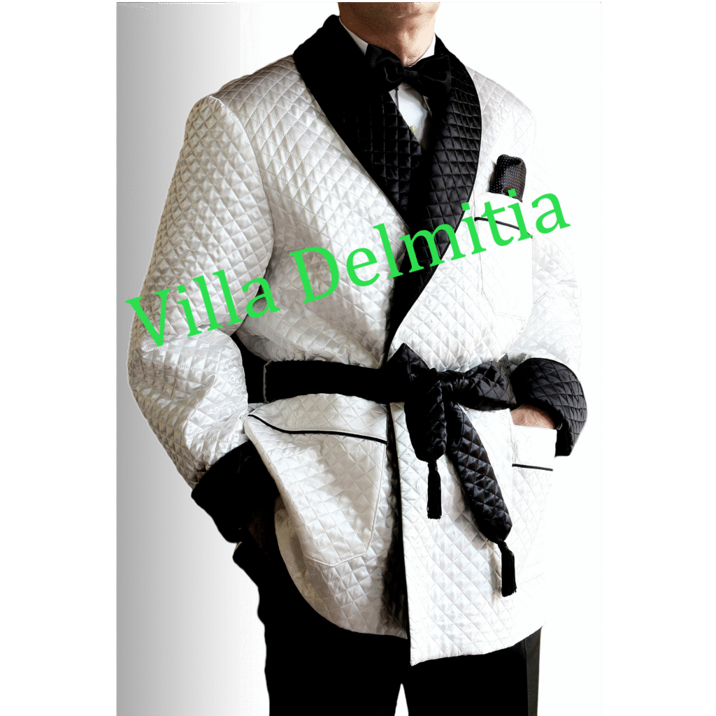 VESTE D'INTERIEUR EN SOIE SATIN MATELASSEE AVEC CONTRASTES EN SOIE SATIN MATELASSEE