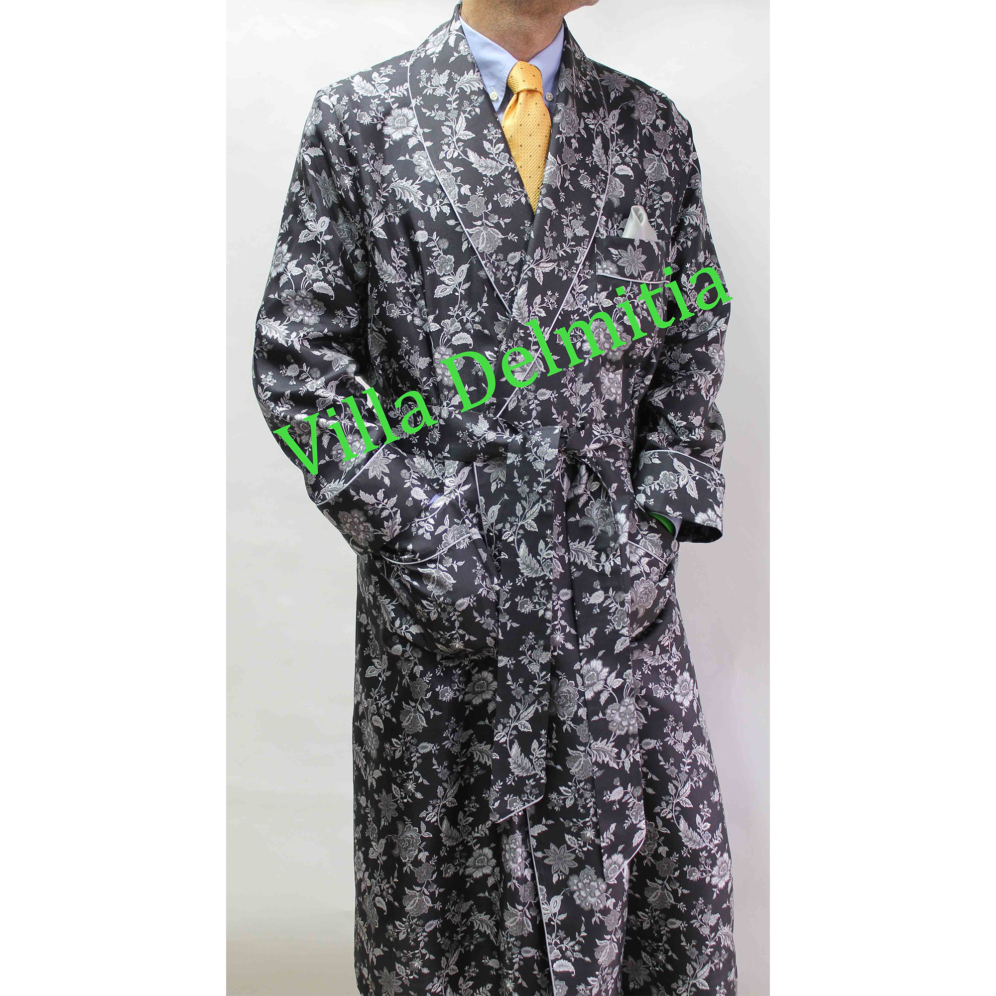 CLASSIC DRESSING GOWN FOR MAN IN 100% PRINTED TWILL SILK WITH PIPING