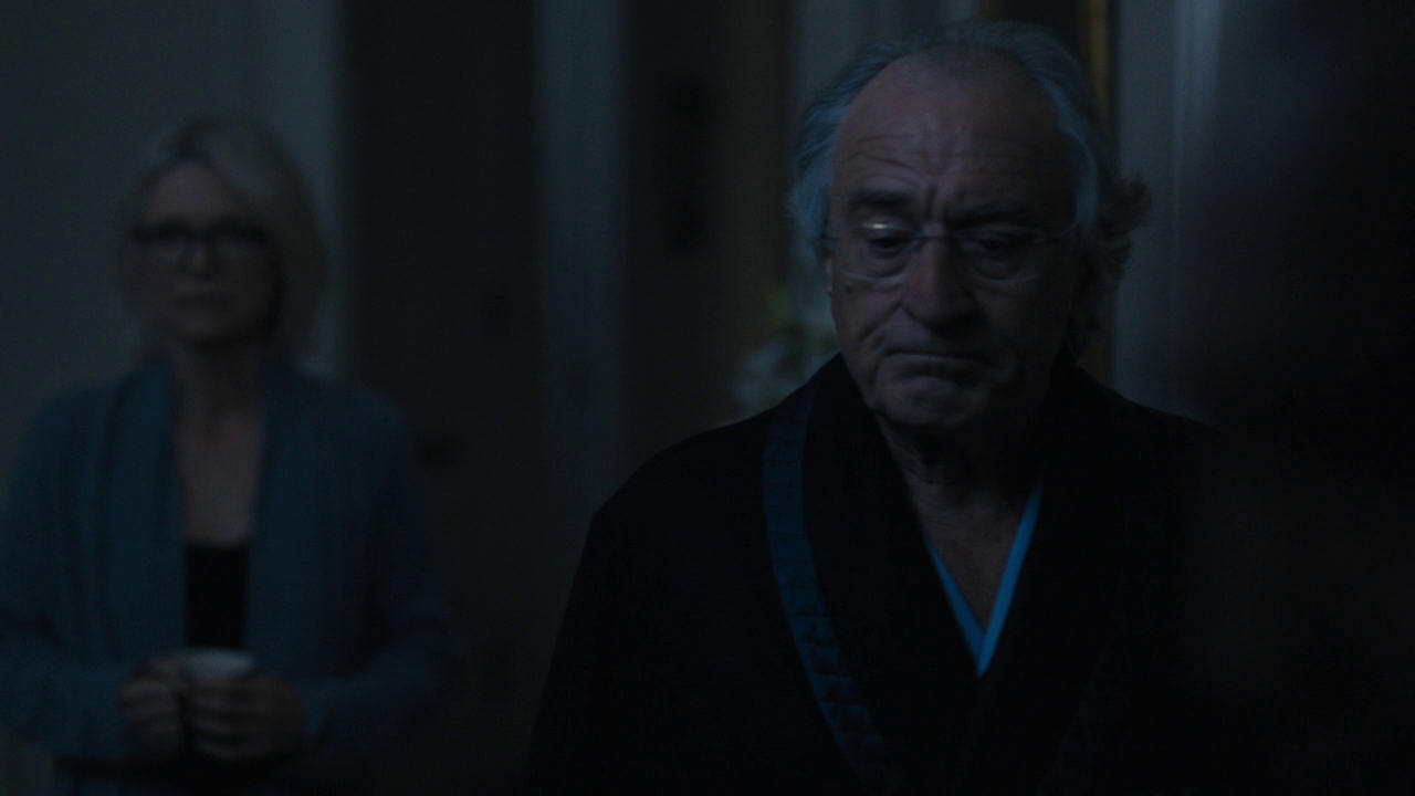 Robert De Niro in The Wizard of Lies con capi Villa del Mitia