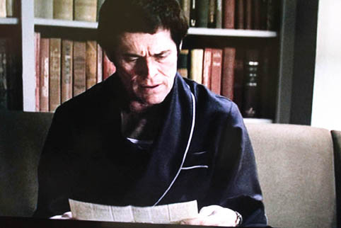 Willem Dafoe indossa un capo Villa del Mitia